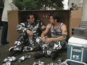 Mac and Dennis: Manhunters still