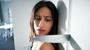 Zoe still