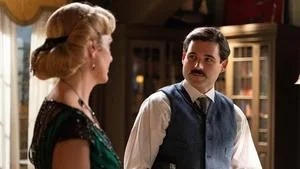 Episode 6 still