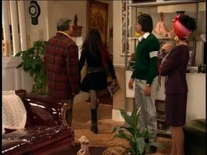 Un intruso en la familia still