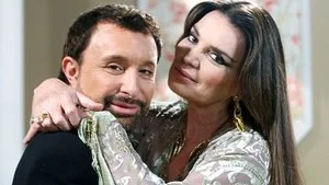 Un bohemio, unos labios carnosos y merengue merengue still