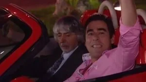 Un buzón de chivatos, un mayordomo en un ferrari y la jeringuilla del Doctor Trujillo still