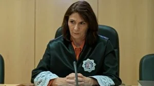 Un mayorista filántropo, un putero soviético y un agradecido desgraciado still