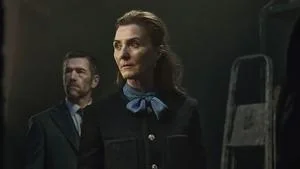Episode 7 still