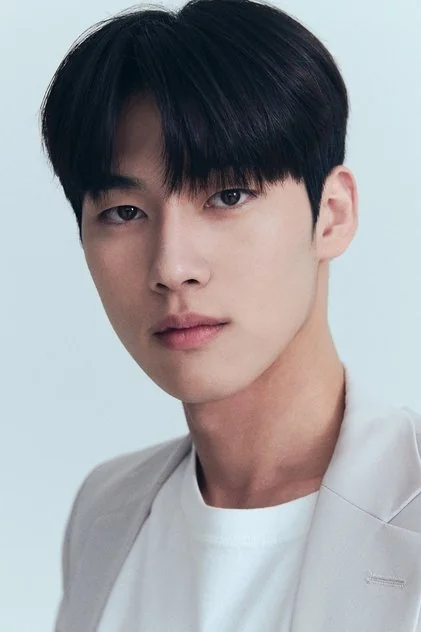Hong Min-gi - Movies, TV Shows & Bio | Bingebase